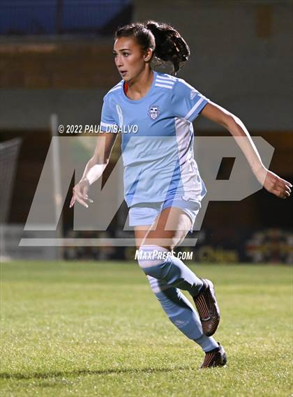 Thumbnail 1 in Valor Christian vs. Grandview (CHSAA 5A Semi-Final) photogallery.