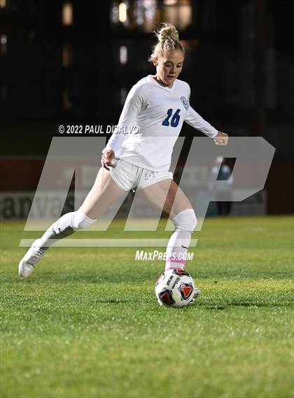 Thumbnail 1 in Valor Christian vs. Grandview (CHSAA 5A Semi-Final) photogallery.