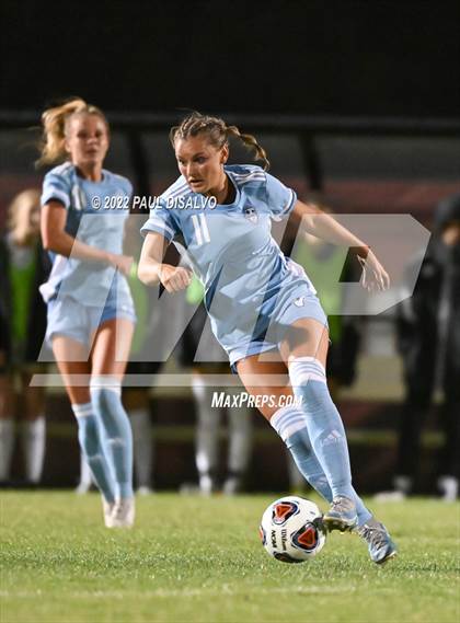 Thumbnail 3 in Valor Christian vs. Grandview (CHSAA 5A Semi-Final) photogallery.