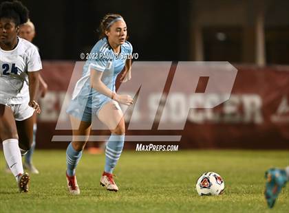 Thumbnail 2 in Valor Christian vs. Grandview (CHSAA 5A Semi-Final) photogallery.
