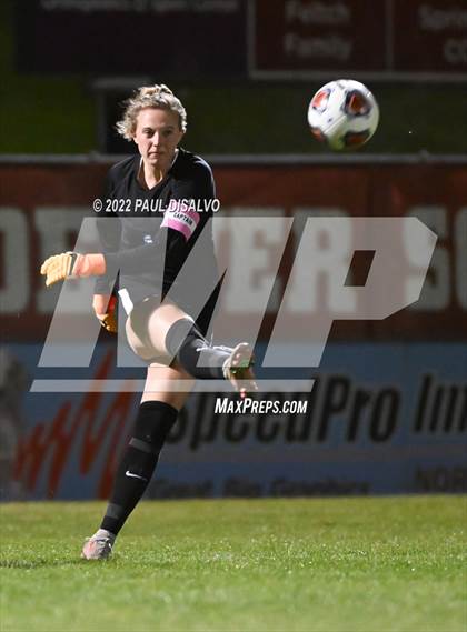 Thumbnail 2 in Valor Christian vs. Grandview (CHSAA 5A Semi-Final) photogallery.