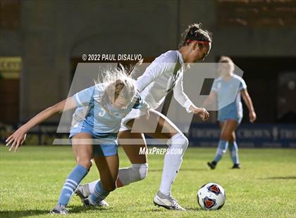 Thumbnail 2 in Valor Christian vs. Grandview (CHSAA 5A Semi-Final) photogallery.
