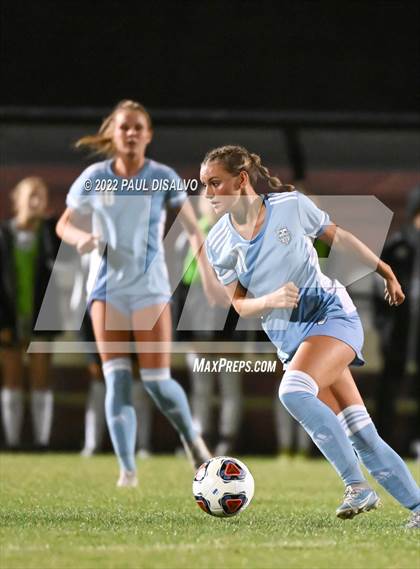 Thumbnail 2 in Valor Christian vs. Grandview (CHSAA 5A Semi-Final) photogallery.