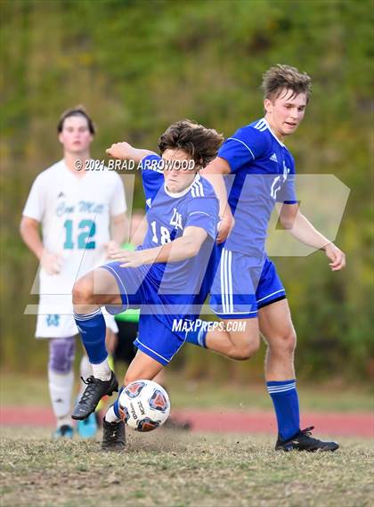 Thumbnail 3 in Cox Mill @ Lake Norman photogallery.