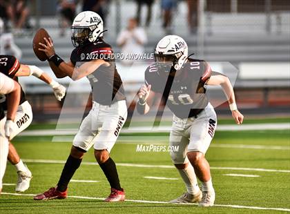 Thumbnail 3 in Wylie vs. Pearce photogallery.