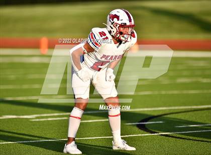 Thumbnail 3 in Wylie vs. Pearce photogallery.