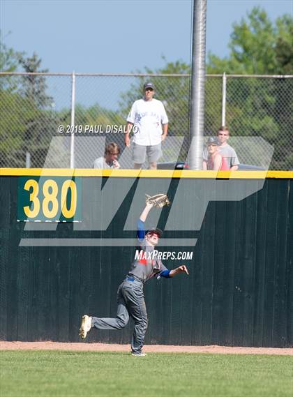 Thumbnail 2 in Cherry Creek vs. Regis Jesuit (CHSAA 5A State Final) photogallery.
