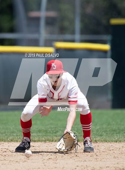 Thumbnail 1 in Cherry Creek vs. Regis Jesuit (CHSAA 5A State Final) photogallery.