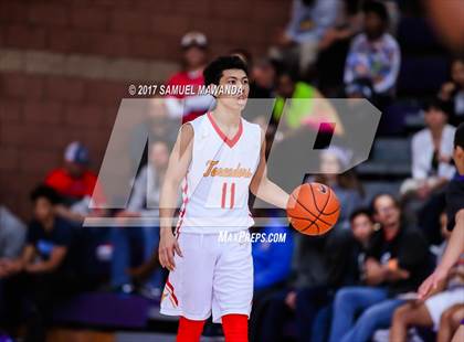 Thumbnail 3 in Foothills Christian vs Taft photogallery.
