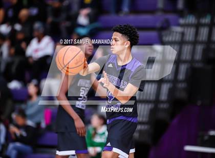 Thumbnail 1 in Foothills Christian vs Taft photogallery.