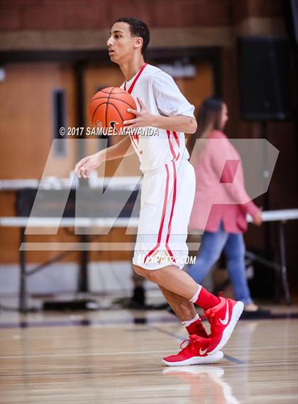 Thumbnail 1 in Foothills Christian vs Taft photogallery.