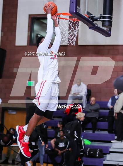 Thumbnail 1 in Foothills Christian vs Taft photogallery.