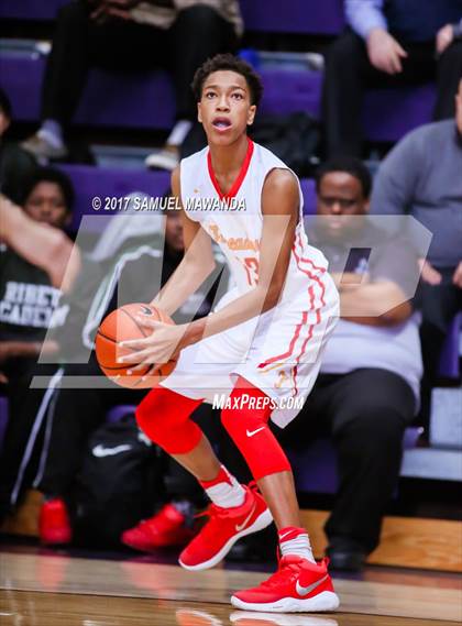 Thumbnail 2 in Foothills Christian vs Taft photogallery.