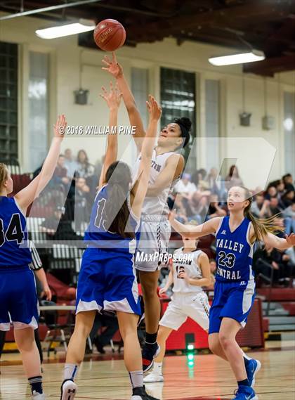 Thumbnail 2 in Valley Central @ Kingston (Section 9 Class AA Quarterfinal) photogallery.