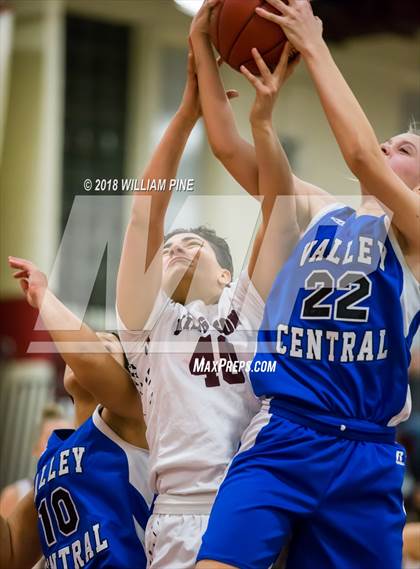 Thumbnail 1 in Valley Central @ Kingston (Section 9 Class AA Quarterfinal) photogallery.
