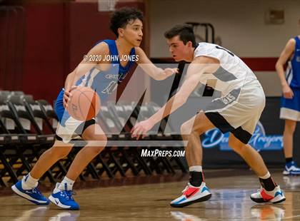 Thumbnail 1 in St. Mary vs. Indian Hills (Dennis Gregory Memorial Classic) photogallery.