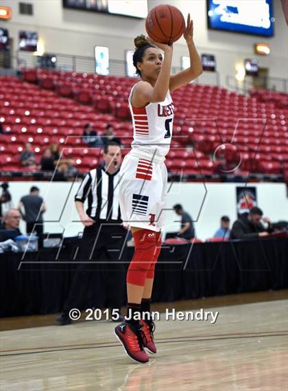 Thumbnail 2 in Bishop Gorman vs. Liberty (Big City Showcase) photogallery.