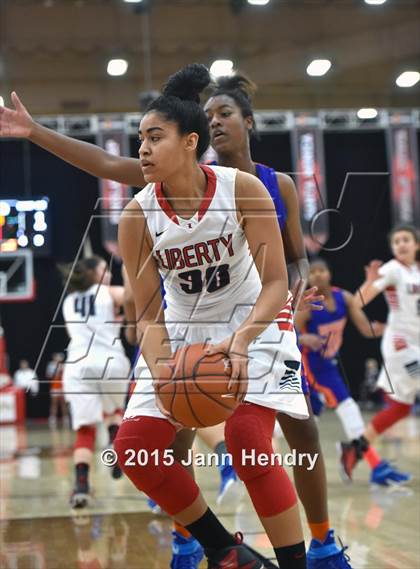 Thumbnail 3 in Bishop Gorman vs. Liberty (Big City Showcase) photogallery.