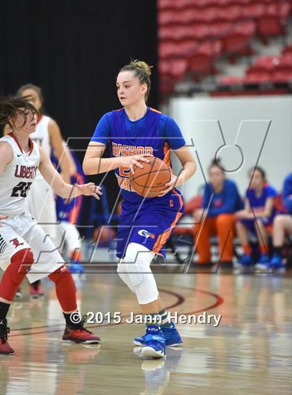 Thumbnail 3 in Bishop Gorman vs. Liberty (Big City Showcase) photogallery.