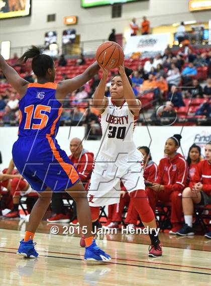 Thumbnail 1 in Bishop Gorman vs. Liberty (Big City Showcase) photogallery.