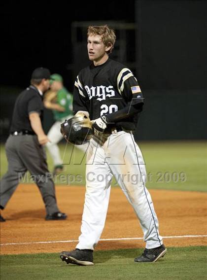 Thumbnail 2 in Nederland vs Brenham (4A Region 3 SF - Game 1 ) photogallery.