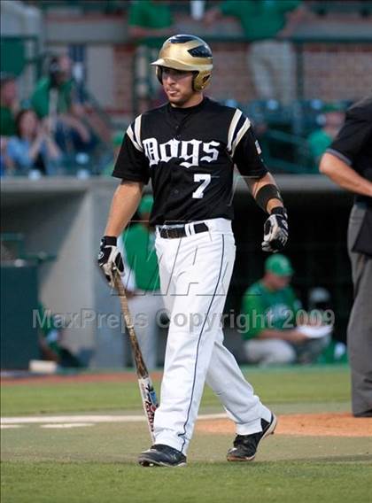 Thumbnail 1 in Nederland vs Brenham (4A Region 3 SF - Game 1 ) photogallery.