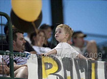 Thumbnail 1 in Nederland vs Brenham (4A Region 3 SF - Game 1 ) photogallery.