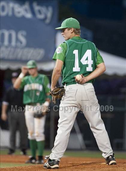 Thumbnail 2 in Nederland vs Brenham (4A Region 3 SF - Game 1 ) photogallery.