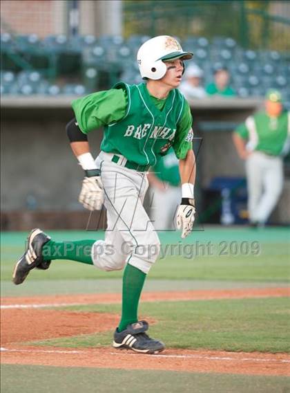 Thumbnail 3 in Nederland vs Brenham (4A Region 3 SF - Game 1 ) photogallery.