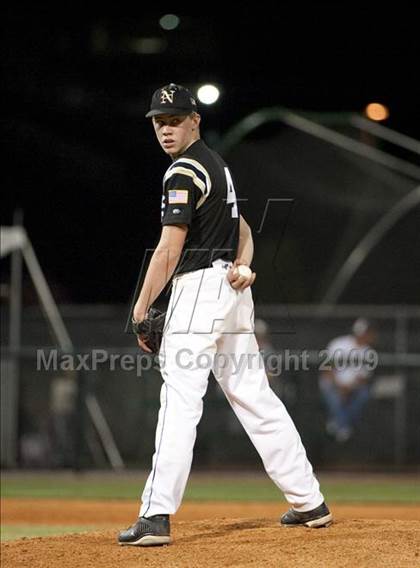 Thumbnail 3 in Nederland vs Brenham (4A Region 3 SF - Game 1 ) photogallery.