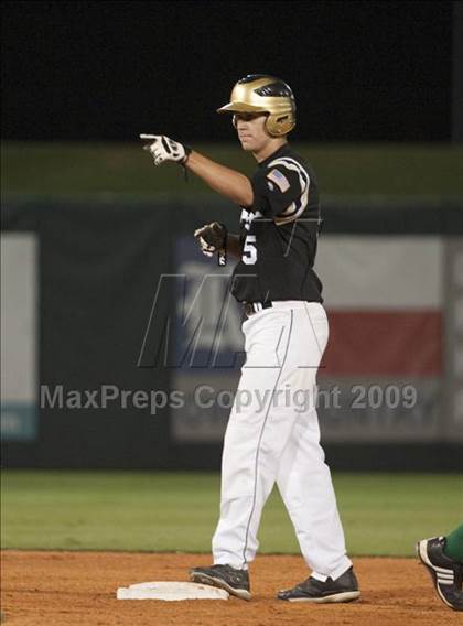 Thumbnail 2 in Nederland vs Brenham (4A Region 3 SF - Game 1 ) photogallery.