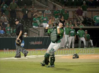 Thumbnail 3 in Nederland vs Brenham (4A Region 3 SF - Game 1 ) photogallery.