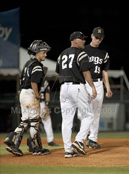 Thumbnail 3 in Nederland vs Brenham (4A Region 3 SF - Game 1 ) photogallery.
