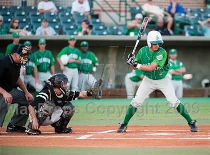 Thumbnail 3 in Nederland vs Brenham (4A Region 3 SF - Game 1 ) photogallery.