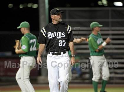 Thumbnail 3 in Nederland vs Brenham (4A Region 3 SF - Game 1 ) photogallery.