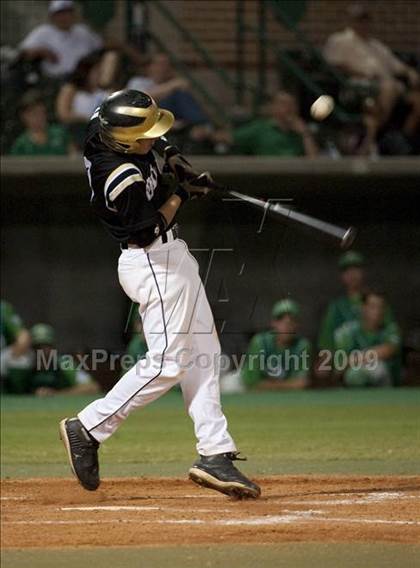 Thumbnail 3 in Nederland vs Brenham (4A Region 3 SF - Game 1 ) photogallery.