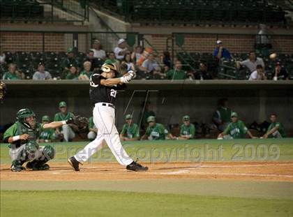 Thumbnail 3 in Nederland vs Brenham (4A Region 3 SF - Game 1 ) photogallery.