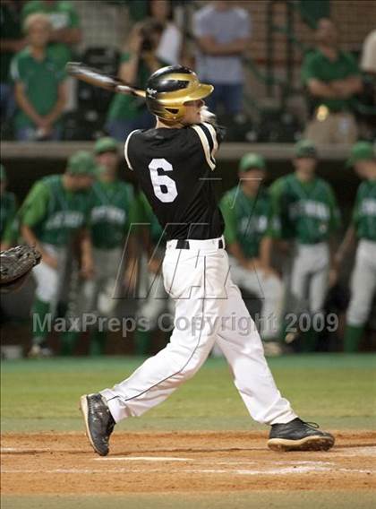 Thumbnail 1 in Nederland vs Brenham (4A Region 3 SF - Game 1 ) photogallery.