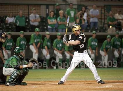 Thumbnail 1 in Nederland vs Brenham (4A Region 3 SF - Game 1 ) photogallery.