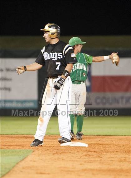 Thumbnail 1 in Nederland vs Brenham (4A Region 3 SF - Game 1 ) photogallery.