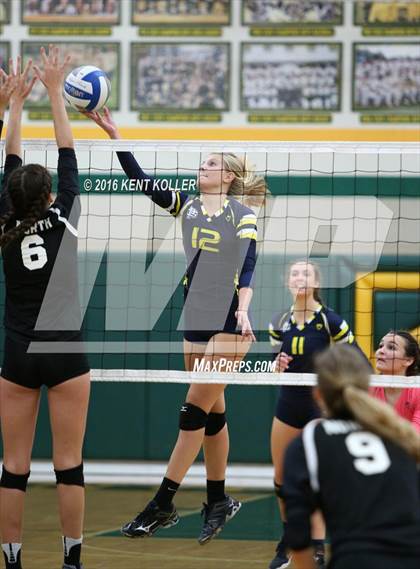 Thumbnail 2 in Grosse Pointe South @ Grosse Pointe North photogallery.