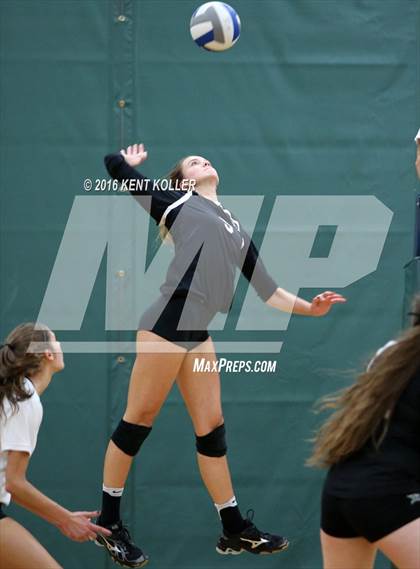 Thumbnail 2 in Grosse Pointe South @ Grosse Pointe North photogallery.
