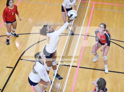 Thumbnail 2 in Pope John Paul II vs Notre Dame (Catholic League Tournament) photogallery.