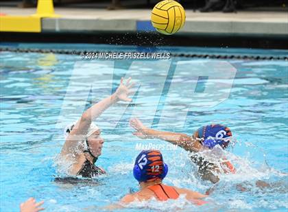 Thumbnail 2 in Clairemont vs. Helix (CIF State Playing Game Final) photogallery.