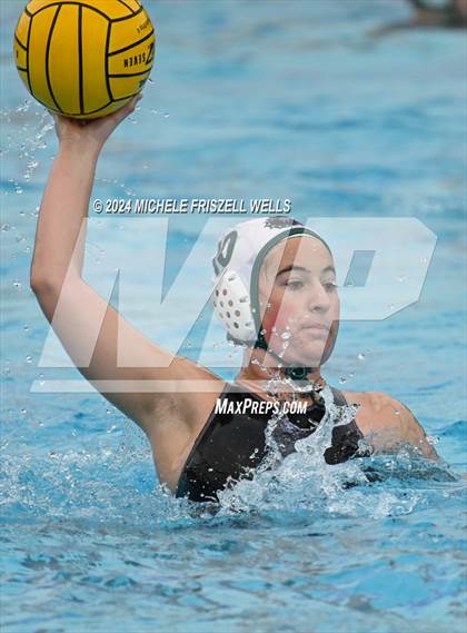 Thumbnail 2 in Clairemont vs. Helix (CIF State Playing Game Final) photogallery.