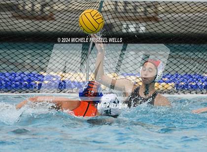Thumbnail 3 in Clairemont vs. Helix (CIF State Playing Game Final) photogallery.