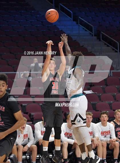 Thumbnail 1 in Sheldon vs. American Fork (Tarkanian Classic) photogallery.