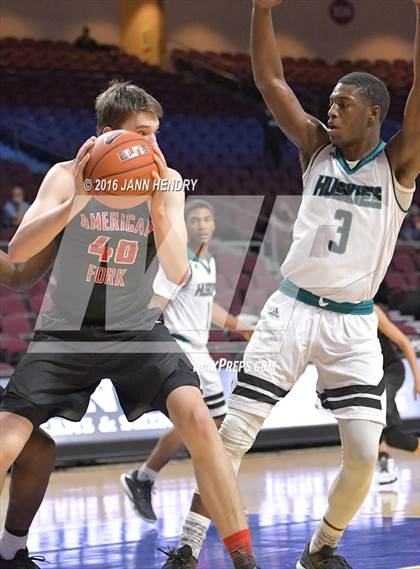 Thumbnail 2 in Sheldon vs. American Fork (Tarkanian Classic) photogallery.