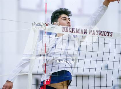 Thumbnail 2 in Portola @ Beckman photogallery.