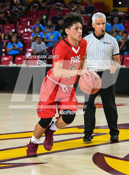 Thumbnail 3 in Alchesay vs. Page - Native American Basketball Classic photogallery.